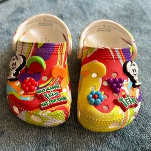 Toddler Crocs, edition Limited Trix